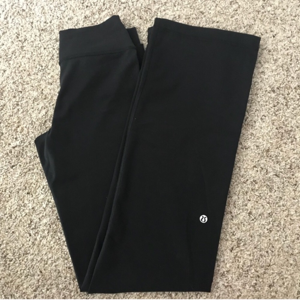 Lululemon yoga pants
